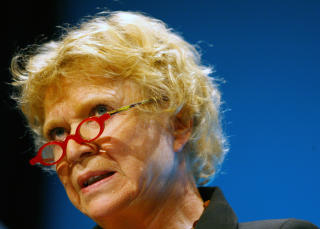 SPESIALR�DGIVER: - Det islandske folk betaler regningen, mener Eva Joly.  AFP PHOTO STEPHANE DANNA