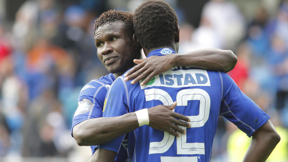 GODE VENNER: Moldes Makhtar Thioune er godt vant med � fore Mame Biram Diouf med m�lgivende pasninger i Molde-drakta, n� tror han kameraten vil fortsette � levere m�l i Manchester United.Foto: Svein Ove Ekornesv�g / SCANPIX