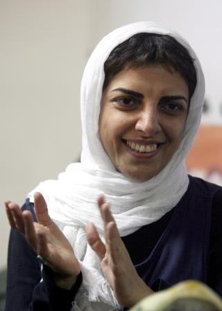 IRANSK FEMINIST: Parvin Ardalan er kritisk til kvinners stilling i landet. Hun risikerer n� flere �rs fengsel fordi Iranske myndigheter ser p� henne som en sikkerhetstrussel. Foto: EPA/ABEDIN TAHERKENAREH