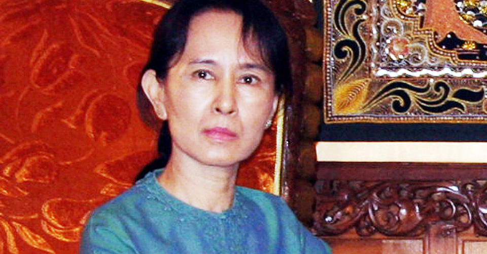 I FANGENSKAP: Nobelprisvinner Aung San Suu Kyi (63). Foto: AFP/SCANPIX