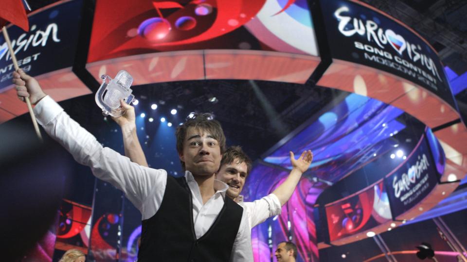 HUSKER DU? F� saker fikk s� mye medieomtale i 2009 som Alexander Rybaks MGP-seier i Moskva, men andre saker gjorde sterkere inntrykk p� folk, viser sp�rreunders�kelse. FOTO: AP Photo/Ivan Sekretarev.
