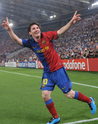 GULLGLISET: Her skj�nner Lionel Messi at de vil vinne. Foto: AFP