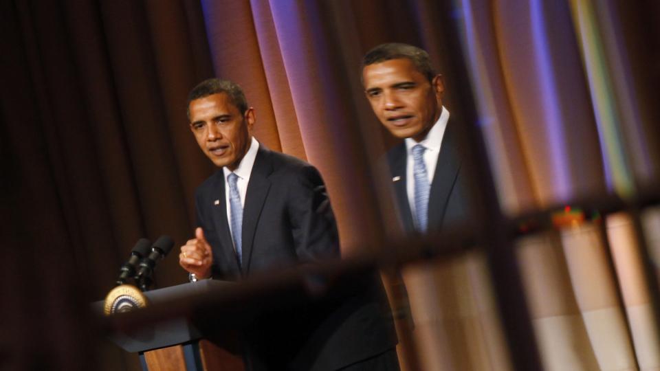 LOVET � OFFENTLIGGJ�RE: President Barck Obama sa han ville offentliggj�re alle bildebevis av mishandling av fanger i Irak, men har senere g�tt tilbake p� dette. Flere bilder beskrives som s� groteske at de ikke b�r offentliggj�res, mener amerikansk general. Foto:AP/SCANPIX