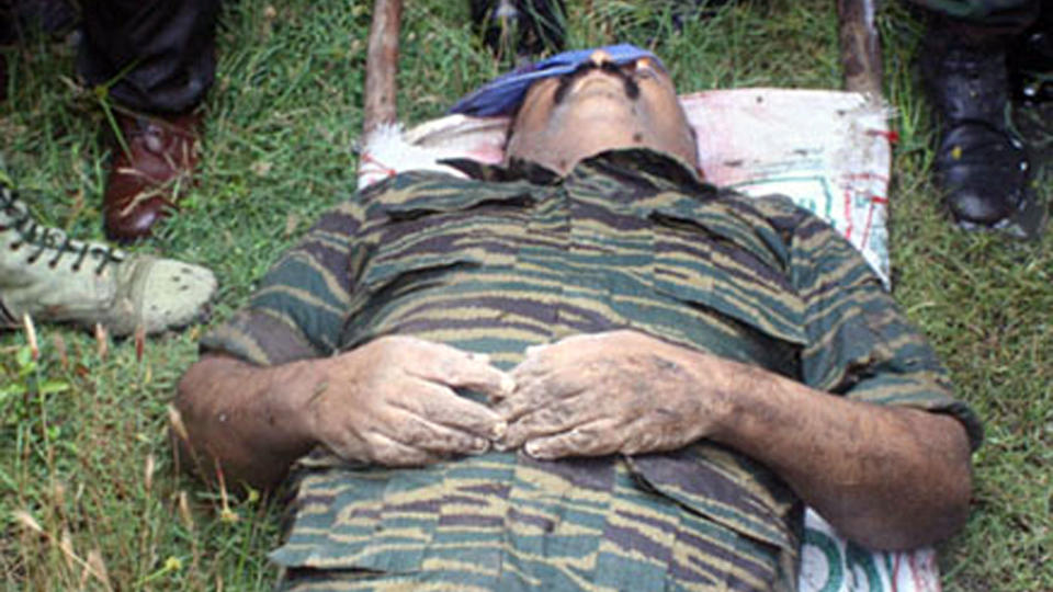 BEVIS: Sri Lankiske myndigheter hevder � ha DNA bevis som bekrefter at LTTE-leder Velupillai Prabhakaran er blant de drepte. Foto: AFP PHOTO/HO/SRI LANKAN ARMY/SCANPIX