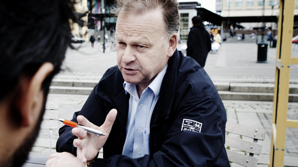 INDRE JUSTIS: Finn Abrahamsen frykter signaleffekten n�r politiet ikke tar saken mer alvorlig.
- Jeg er redd for at det vil utvikle seg en indre justis i flere av minoritetsmilj�ene, hvis politiet ikke signaliserer at de tar dette p� alvor, sier Abrahamsen. Foto: SVEINUNG YSTAD.