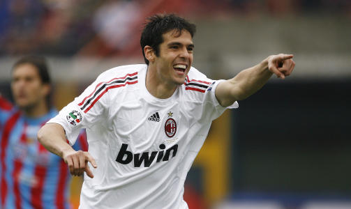 AVTALE KLAR? Den spanske avisa Marca hevdet i g�r at Perez allerede hadde en avtale klar for overgangen til Kak� fra Milan til Real Madrid. Foto: Marcello Peternostro, AFP/Scanpix