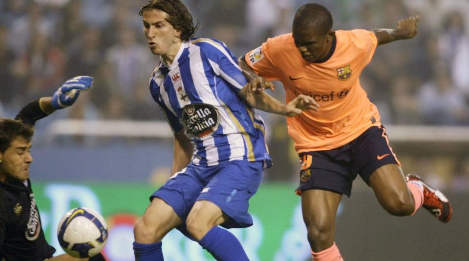 UTLIGNET: Samuel Eto'o scoret m�l nummer 30 for sesongen, og bidro til at Barcelona rundet av sesongen med ett poeng mot Deportivo. Foto: Miguel Vidal / EPA.
