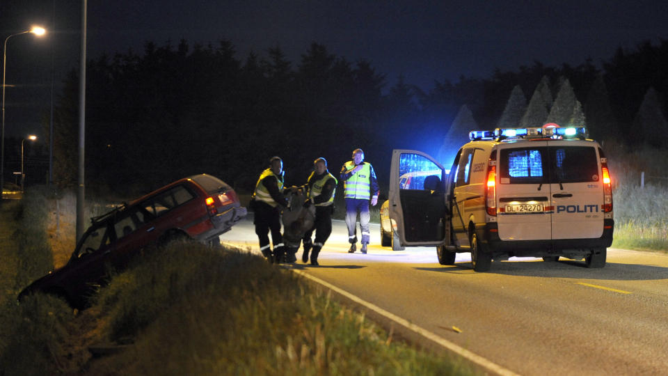 TATT TIL SLUTT: To sl�sskjemper ble tatt av politiet etter en biljakt i Rogaland. Foto: Thomas Fosse
