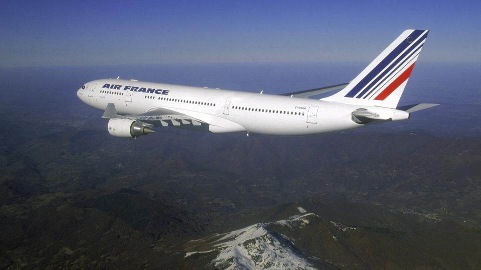 FLYANGST ETTER AIR FRANCE ULYKKEN:  If�lge Petter Christiansen i Flight Clinic, er det flere nordmenn som ikke kommer til � gjennomf�re sin bestilte ferietur med fly i sommer, p� grunn av frykt etter flyulykken med AF 447. Foto: Scanpix