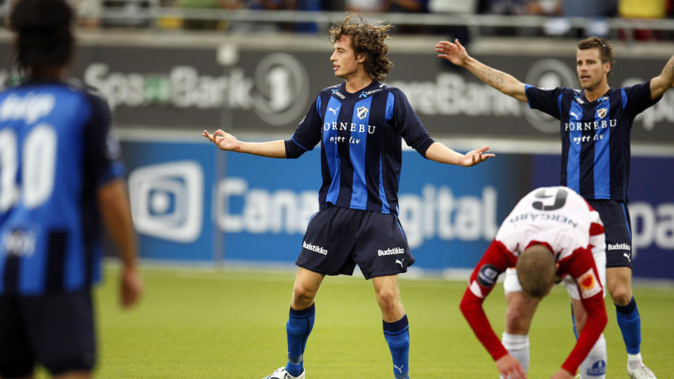 DISKET OPP: Mikkel Diskerud scoret andrem�let da Stab�k slo Troms� 2-0. Foto:  Erlend Aas / SCANPIX