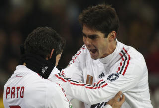 ANGREPSDUO: Chelsea skal ogs� ha lagt inn et bud p� supertalentet Pato (t.v). Foto: AP /Alberto Ramella