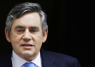 MER TR�BBEL: Storbritannias statsminister Gordon Brown mister stadig flere ministre. Foto: Scanpix