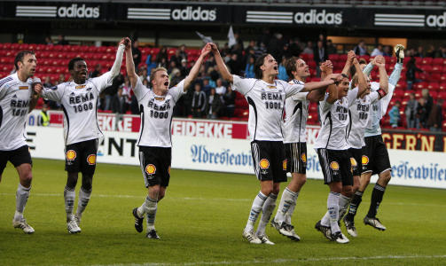 Rosenborg Nils Skutle, daglig leder  - Det st�rste problemet til norsk fotball i dag er ikke manglende inntekter. Det er f�rst og fremst et kostnadsproblem knyttet til h�ye spillerl�nninger. Rosenborg er ikke klubben som er verst stilt, og generelt tror jeg det kan komme noe godt ut av det som n� oppleves som vondt og smertefullt. Altfor mange klubber har �nsket � vinne Tippeligaen, det har gitt en lite b�rekraftig utvikling. Norsk fotball er avhengig av stabilitet i toppen for at vi skal hevde oss i Europa. Det er det vi gj�r der ute vi blir m�lt p� som fotballnasjon.