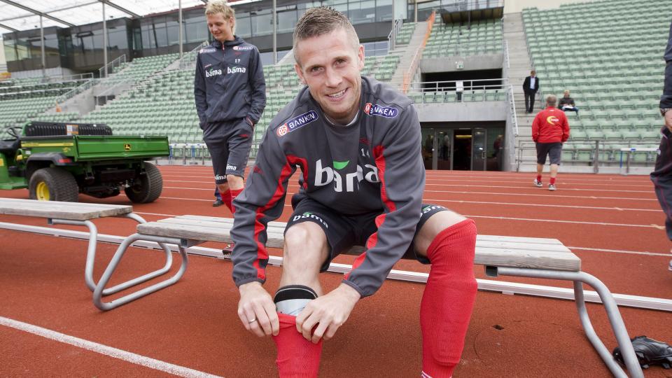 STOLT TREBARNSPAPPA: Kjetil W�hler og kona Ingvild fikk sitt tredje barn, William, seint i g�r kveld. Foto: Heiko Junge, Scanpix