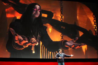 MED OZZY: Det er allerede kjent at metalguder som Lemmy Kilmister og Rob Halford medvirker i �Br�tal Legend�. P� E3-messen kunne Tim Schafer avsl�re at ogs� Ozzy Osbourne dukker opp i spillet. Foto: David McNew/Getty Images/AFP/Scanpix