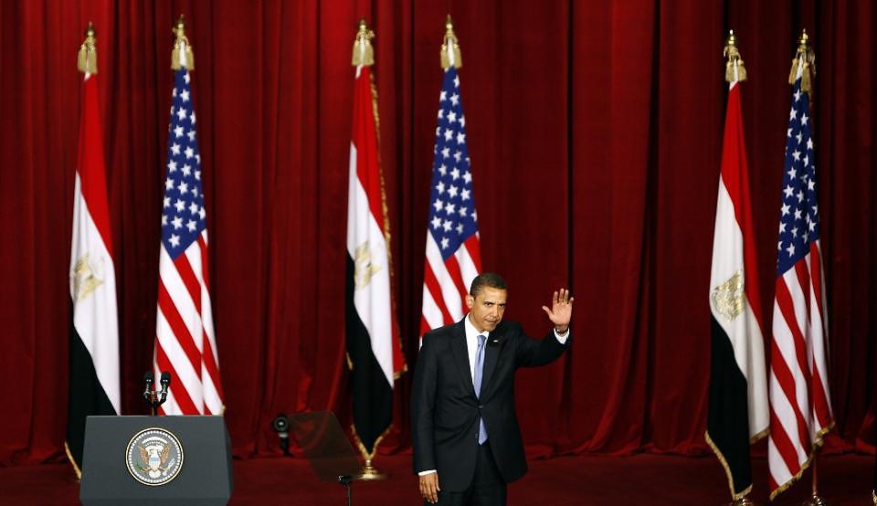 KONFRONTASJON: Barack Obama sto p� podiet ved Kairo-universitetet torsdag denne uka. N� kommer den f�rste responsen fra Taliban. Foto: GORAN TOMASEVIC/REUTERS/SCANPIX