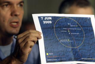 STORT S�KEOMR�DE: Brasilianske og franske skip har et enormt omr�de � s�ke gjennom. Foto: REUTERS/SCANPIX