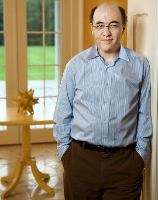 REGNEMASKIN: Stephen Wolfram st�r bak den matematiske s�kemotoren Wolfram Alpha. Foto: WOLFRAM.COM