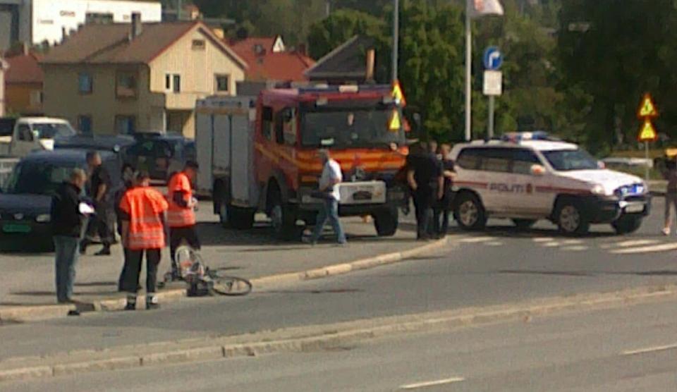 TRUFFET AV LASTEBIL:  En kvinnelig syklist omkom etter en p�kj�rsel i Trondheim. Foto: Tor Aage Hansen