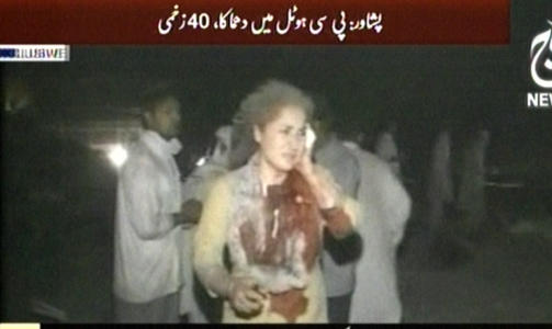  MANGE SKADD:   Minst 25 mennesker skal v�re skadd. Foto: AP Photo/Aaj Television/Scanpix