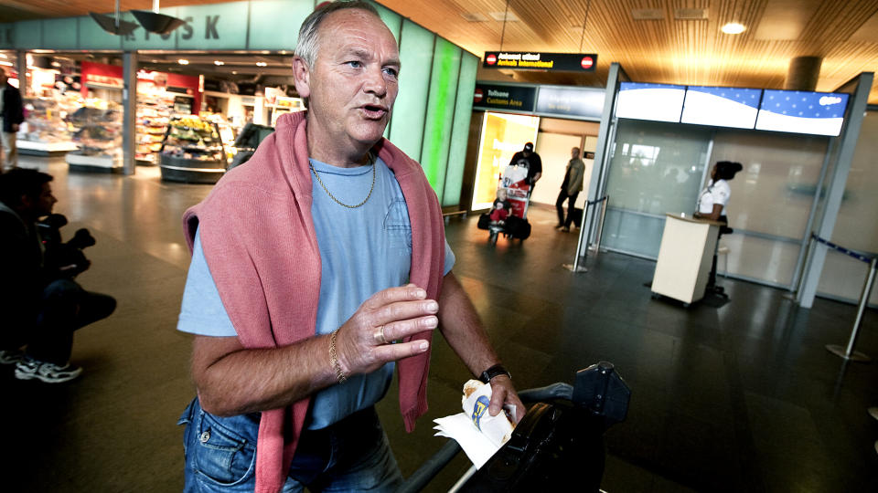 - DE SPANSKE FLYGERNE VAR HELT R�: �yvind Melsom er imponert over de pilotene etter n�dlandingen p� Gran Canaria i dag morges. Foto: Henning Lilleg�rd/Dagbladet