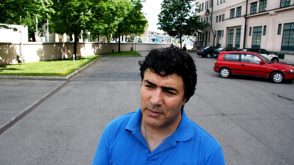 SLITER FORTSATT: Darioush Salemi (48) sliter blant annet med s�vnproblemer, balansen og smerter i nakke og hode etter angrepet. Foto: Sindre Granly Meldalen