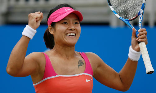 FINALEKLAR: Kinesiske Li Na jubler etter semiseieren mot Sjarapova. Foto: Simon Dawson, AP/Scanpix