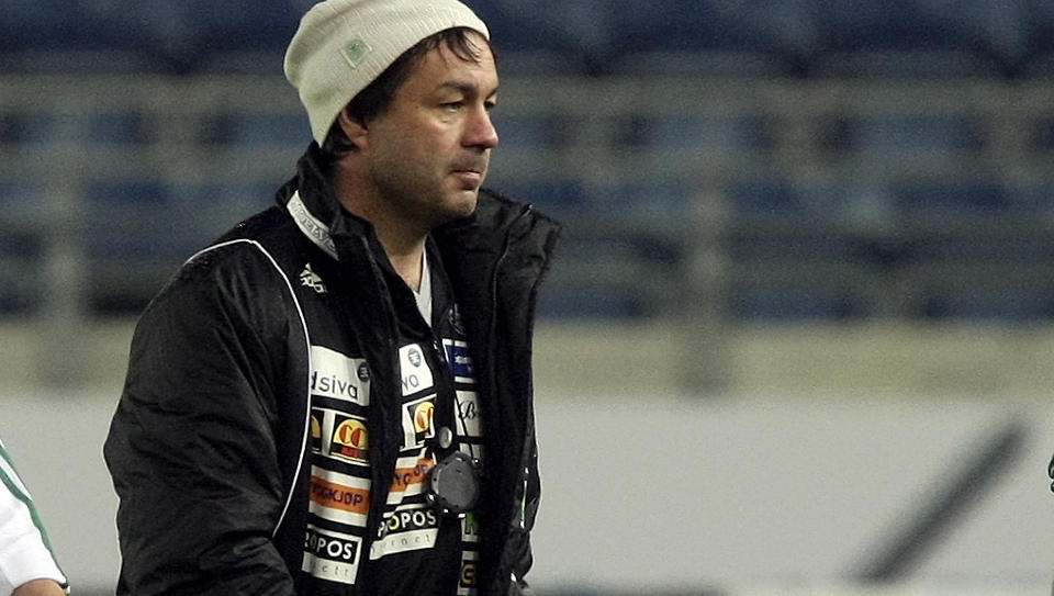 ETT POENG: Vegard Skogheim fikk bare med seg ett poeng hjem fra H�nefoss i f�rste kamp etter at han overtok som hovedtrener i HamKam. 
Foto: Alf Ove Hansen, Scanpix