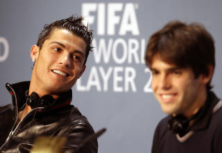 NYTT STJERNELAG: Real Madrid bruker 1,4 milliarder kroner p� Cristiano Ronaldo og Kak�. Foto: AFP