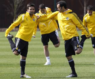 P� VEI TIL INTER: De portugisiske veteranene Deco og Ricardo Carvalho er p� vei til Inter fra Chelsea. Foto: REUTERS
