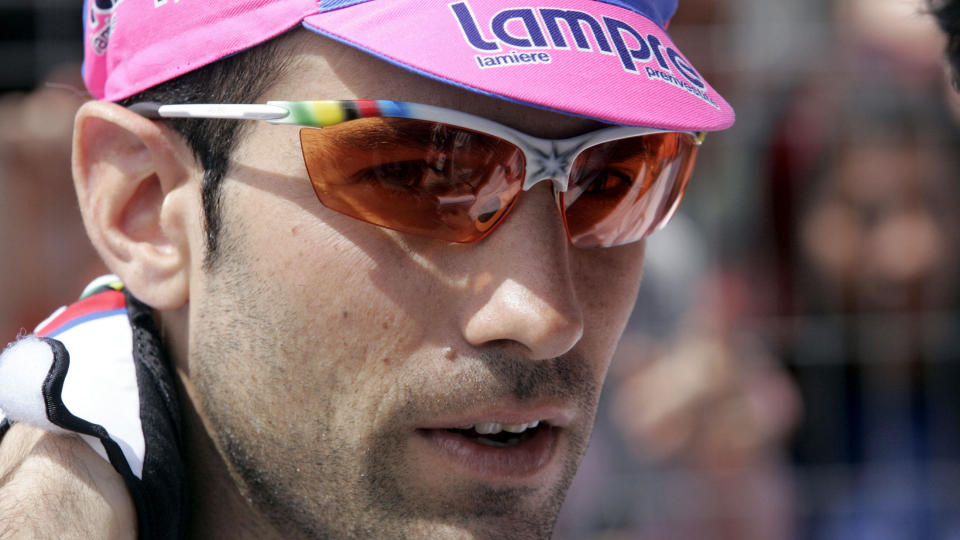 BLANT DE MISTENKTE: Spanske Igor Astarloa (Team Lampre) ble verdensmester i landeveissykling i 2003.  Foto: SCANPIX/AFP /DAMIEN MEYER