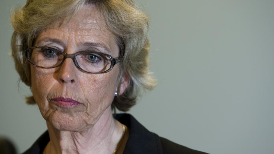 AVVISER ADVARSEL: Forsvarsminister Anne-Grete Str�m-Erichsen sier hun ikke ble advart om at FOST opererte i grenseland i 2006. 
Foto: Bj�rn Sigurds�n / SCANPIX