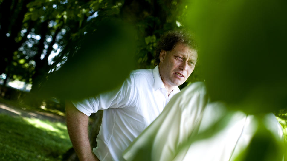  SL�R TILBAKE: - Han burde sittet i fengsel, sier Frederic Hauge om Porolon-sjef Leif H. Sunde. Foto: SCANPIX.