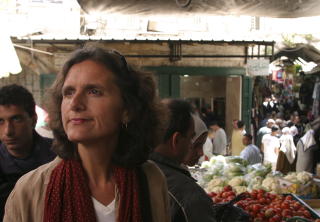 SNART HJEMME: NRKs journalist Sidsel Wold har v�rt den eneste norske reporteren i Teheran de siste dagene. Hun er n� p� vei hjem. Foto: LINE FRANSSON