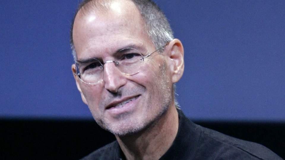 FRISKMELDT? Apples toppsjef Steve Jobs skal v�re tilbake p� jobb, etter en angivelig levertransplantasjon. Foto: SCANPIX