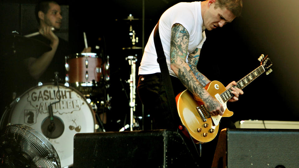 GITARFINT:Brian Fallon & co har mer enn delstaten til felles med Bruce Springsteen. Foto: Lars Eivind Bones.