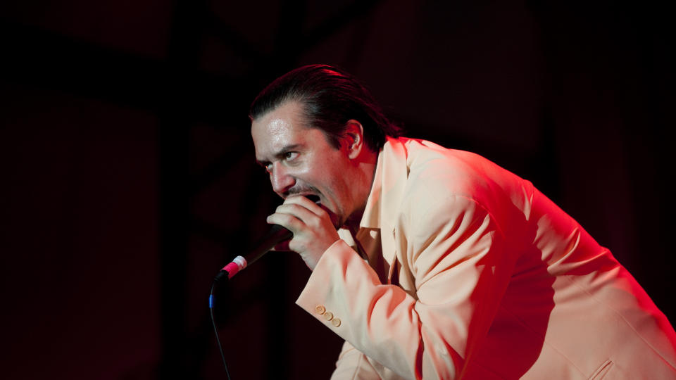 GJENFORENT: Faith No More med Mike Patton spilte torsdag som siste band p� Hovescenen under siste dag av �rets Hovefestival.
Foto: Tor Erik Schr�der / SCANPIX .