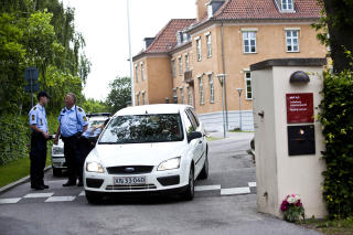 FANT DATTEREN D�D: Det var p� arbeidsplassens parkering faren fant sin datter p� ett �r d�d inne i bilen. (FOTO: JOHN HANSEN/SCANPIX DANMARK)