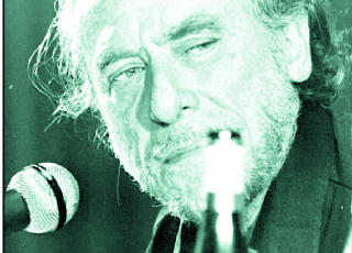 CHARLES BUKOWSKI: 
�All makt til ekstrabudene� (1971).
Selvbiografisk roman om et b�de
fattig og rikt liv med sex, sprit og
gambling i 1950-�ras USA. Samme
hektiske livsstil kj�rer Bukowski
fram til han d�r av leukemi i 1994,
73 �r gammel.