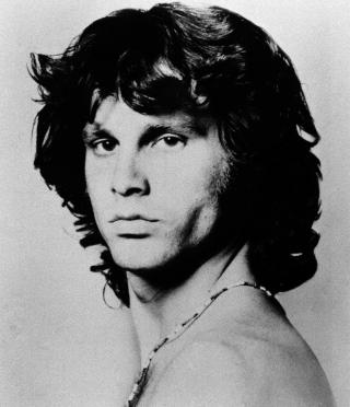 JIM MORRISON: Hadde en del kvelder ute p� byen som endte d�rlig. Foto: AP