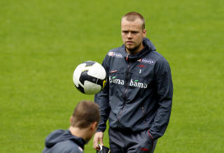 BESKYLDT FOR LEKKASJER: Som VIF-spiller beskyldte Grindheim Rekdal for � lekke til media om spillernes bytur. I ettertid har Grindheim beklaget. Foto: Erlend Aas / SCANPIX .