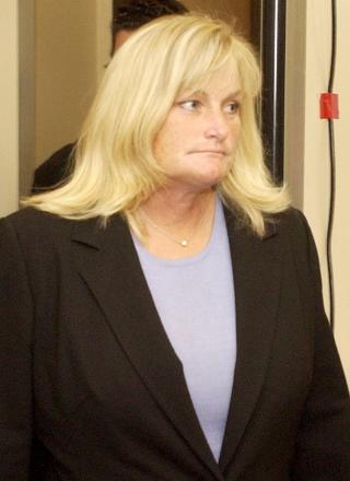 MOR TIL TO AV BARNA: MOR: Debbie Rowe. Foto: SCANPIX