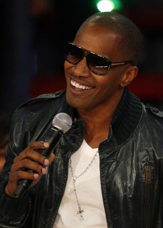 LEDER SHOWET: Skuespiller Jamie Foxx. Foto: Scanpix