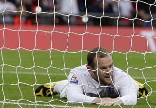 M�LFARLIG FOR ENGLAND: Wayne Rooney har nettet 10 m�l p� de siste sju kampene som midtspiss for England. Foto: REUTERS/Darren Staples