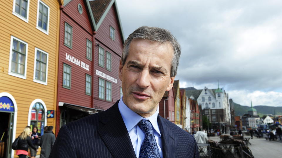 MINDRE IDYLLISK: Utenriksminister Jonas Gahr St�re var i forrige uke p� CCS konferansen i Bergen. I dag reiser han til Bagdad i Irak. Foto: Marit Hommedal / SCANPIX