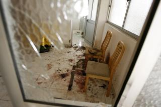 BLE DREPT HJEMME: Slik s� det ut i residensen til Joao Bernardo Vieira etter at han ble drept 2. mars i �r. Foto: REUTERS/Luc Gnago/SCANPIX