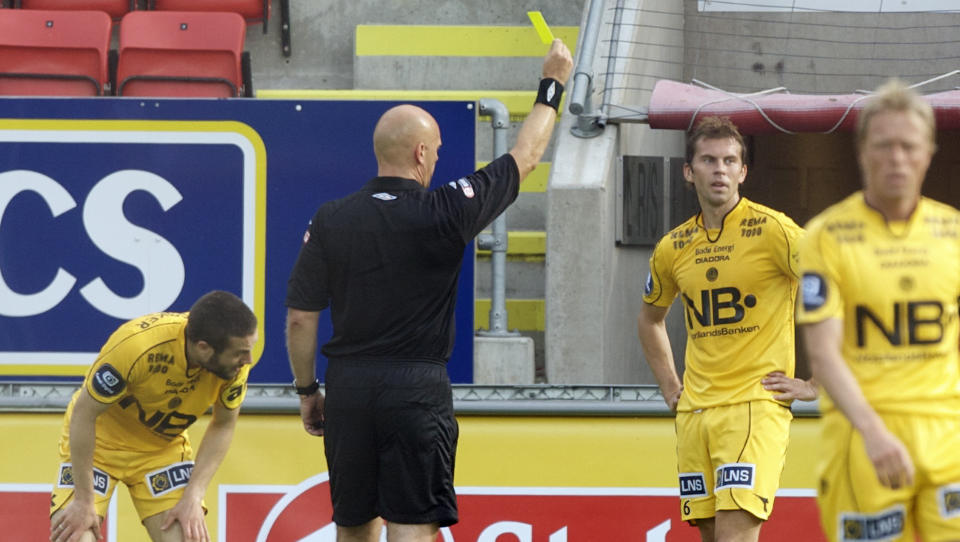 �KONOMISK GULT KORT: Bod�-Glimt er den neste klubben i rekka av Tippeliga-lag som vil kutte i l�nningene.
Foto: Linn Cathrin Olsen / SCANPIX .