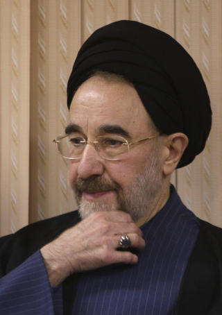 REFORMVENNLIG TIDLIGERE PRESIDENT: Mohammed Khatami beskylder regimet for � starte en revolusjon mot folket og demokratiet. Foto: AP Photo/Vahid Salemi