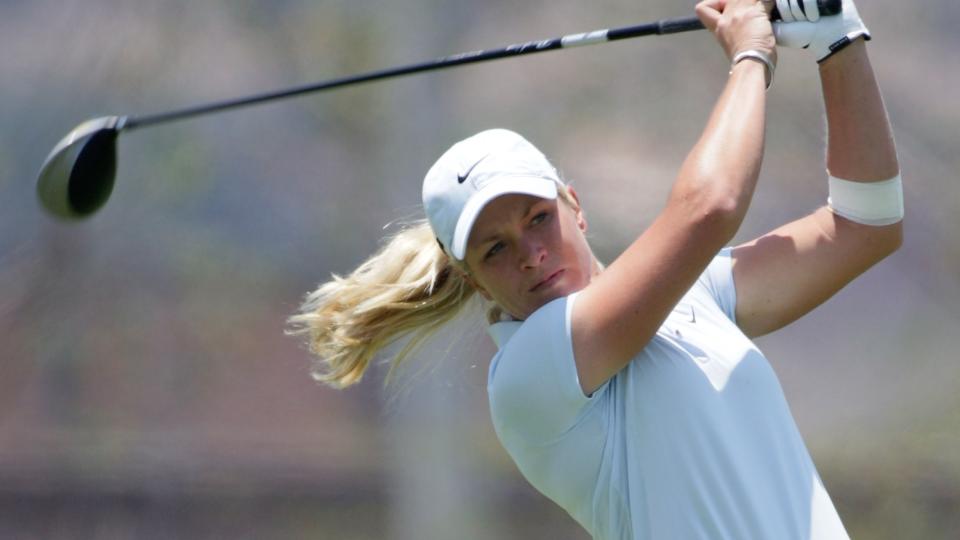 STERK START: Suzann Pettersen ligger blant annet foran verdensener Lorena Ochoa, etter � ha sl�tt hole in one. Foto REUTERS