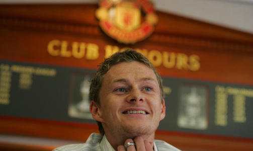 KAN IKKE SKYTE? Det er United-trener Ole Gunnar Solskj�rs fleipete dom over Owen, if�lge Alsakers blogg. Foto: AP/Nathan Cox